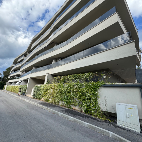 Apartment Divina V, Villa Divina and Apartment Divina V near the sea, South Istria, Croatia Banjole