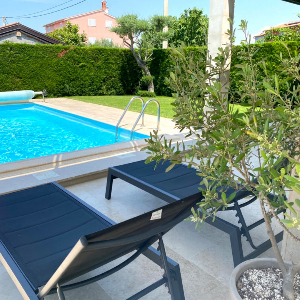 Villa Divina, Villa Divina and Apartment Divina V near the sea, South Istria, Croatia Banjole